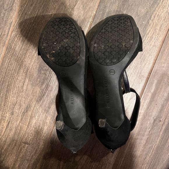 Kelly & Katie Women’s 9 1/2 Black Heel - Picture 4 of 4